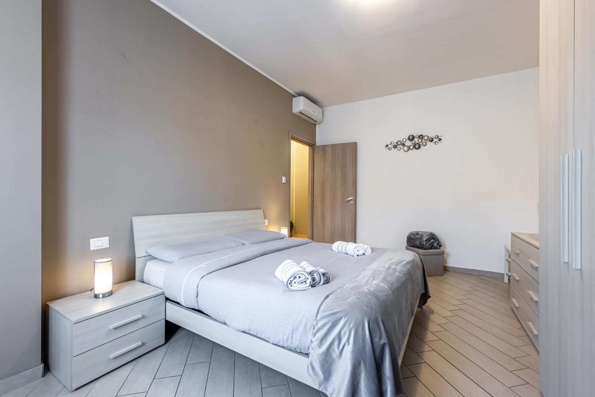Appartamento Sara San Donato Milanese Exterior foto